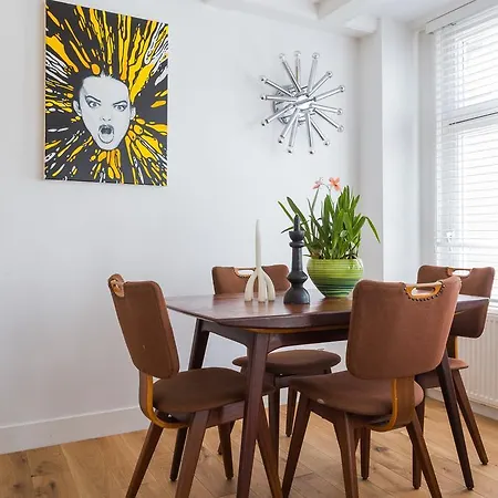 Hotel House Of Arts - Centre *