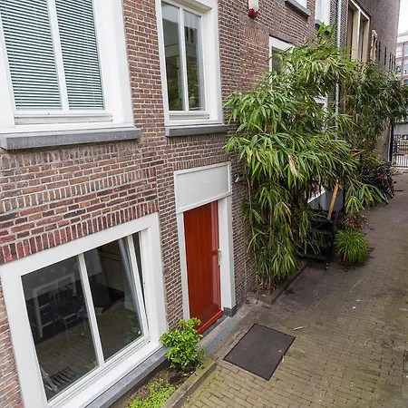 Hotel House Of Arts - Centre *