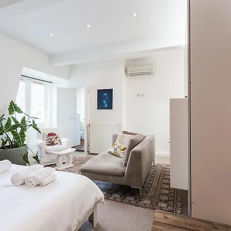 Hotel House Of Arts - Centre *