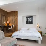Hotel House Of Arts - Centre *